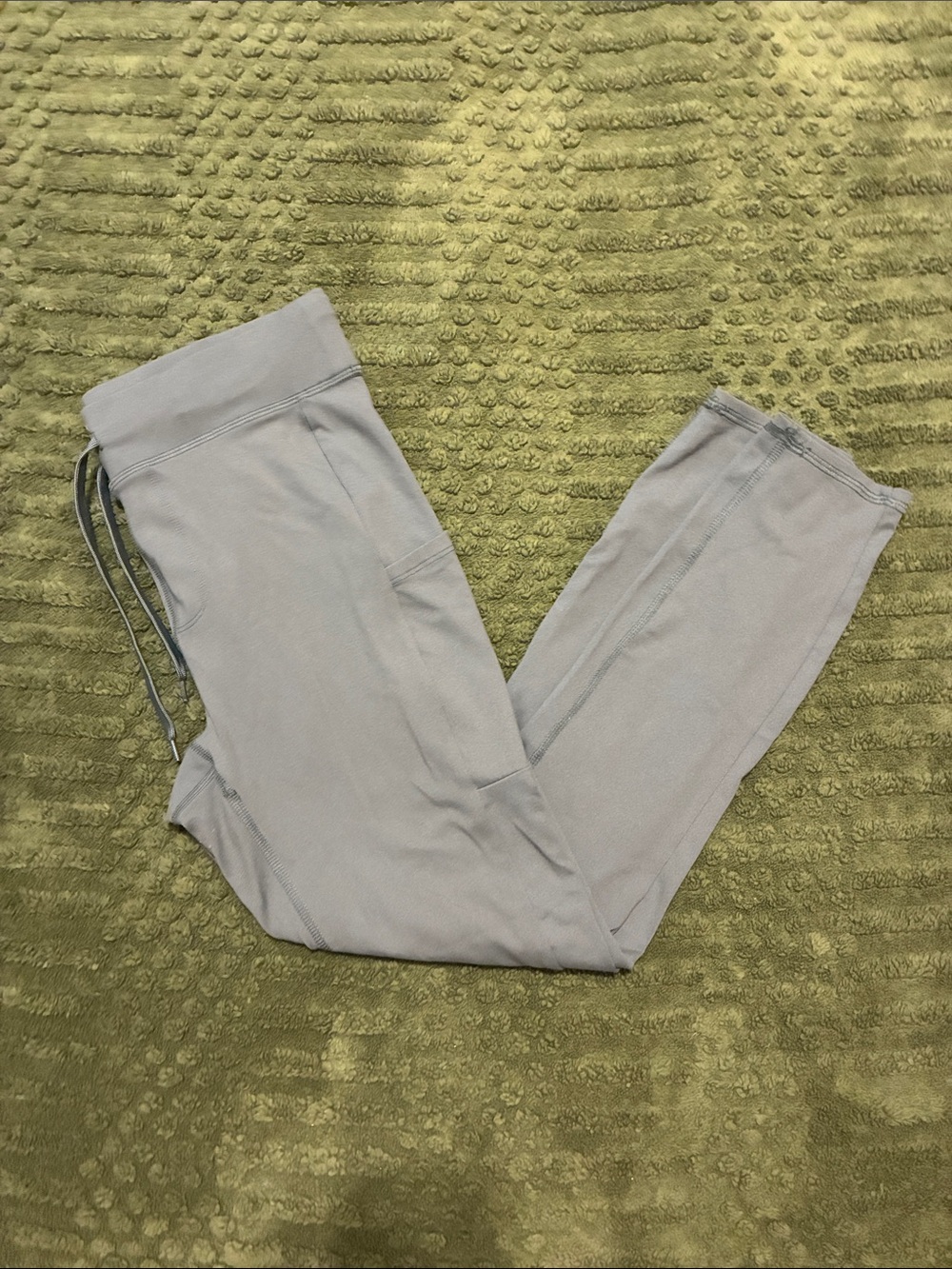 Women’s RBX olive green Jogger leggings medium